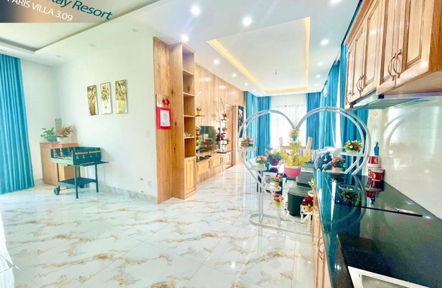 Paris Villa - Happy Stay Resort có công viên nước Tropicana Park và suối khoáng nóng Minera Bình Châu