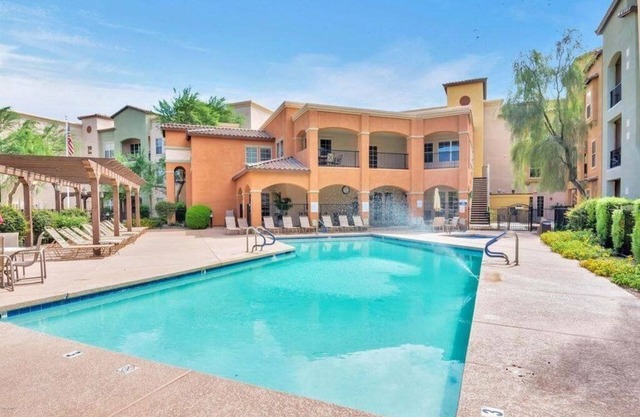 Park Place Condo Luxury Living- Gated Community