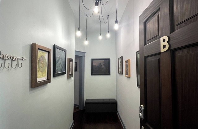 Park View apartment on Mass St downtown Lawrence