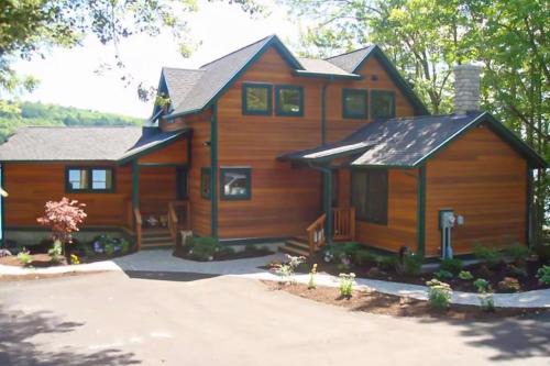 Parker Pond Lodge