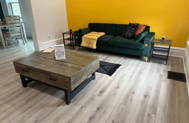 Parking Free – Short North – Convention – King Bed