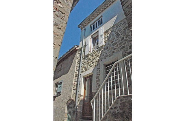 Part of a charming stone house located in the old village of Saint Fortunat.
