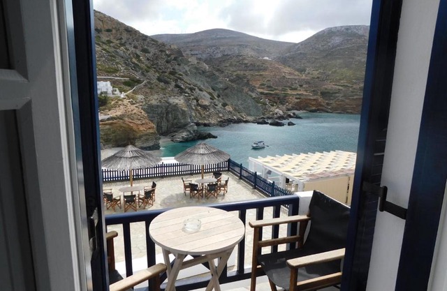 Pasithea Folegandros