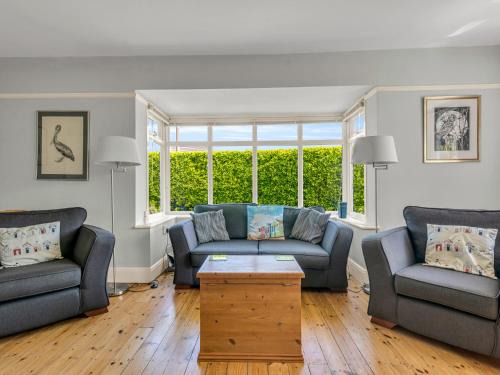 Pass the Keys Little Haven A stunning Bungalow in Minnis Bay