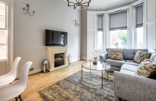 Pass the Keys | Stylish 2 Bed in Heart of West End