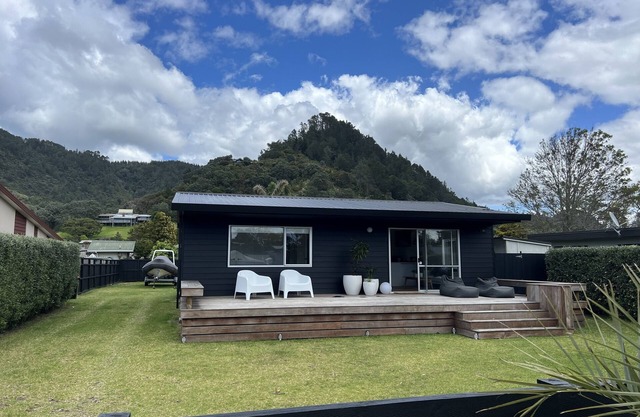 Paunaui Beach Family GetawaynnRelax, have fun, make memories.