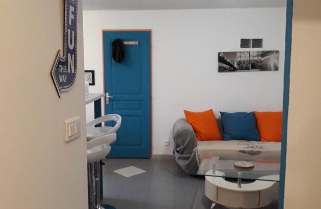 Pause Appart 40 m2 avec cour privative - Spacieux & Confortable