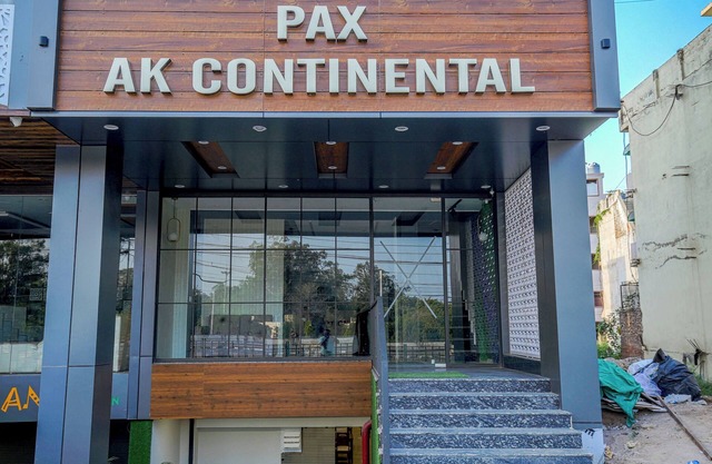 Pax Hotel AK Continental