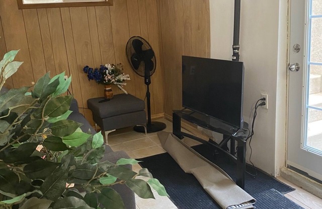 Peace and Comfort 1-bedroom Basement Apartment
