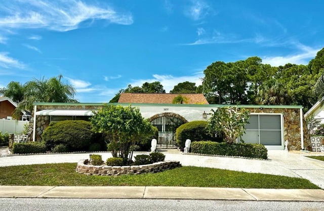 Peaceful Clean Home Near Water w/Nature & Bayou Views-1 Mile to Beaches-PET FREE