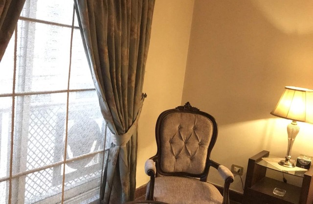 Peaceful Couple's Gateway APT