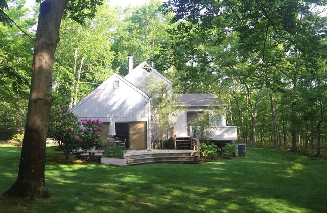 Peaceful Family Sanctuary Central to all Beaches and Villages