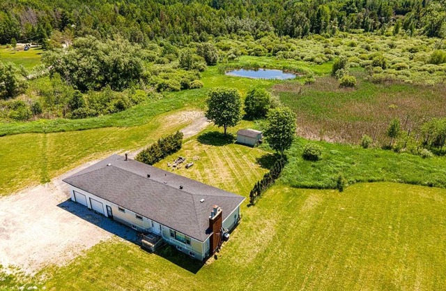 Peaceful getaway within the city limit