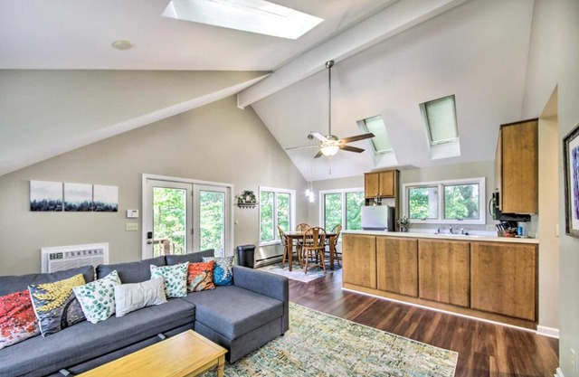 Peaceful Nashville Hideaway Near State Parks!