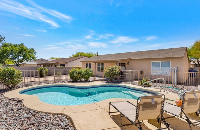 Peaceful Valley - Rita Ranch/Tucson- 3BR/2BA/PrivatePool/NearShops&Restaurants