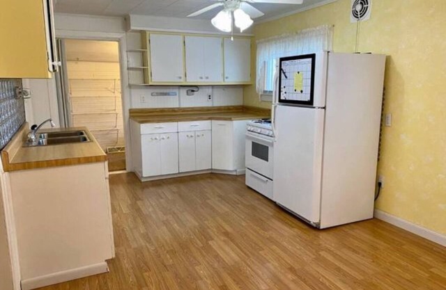 Peaceful Whiting Full Home Near Lakes, Parks, Chicago, and Hammond