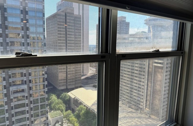 Peachtree towers Newly renovated Condo
