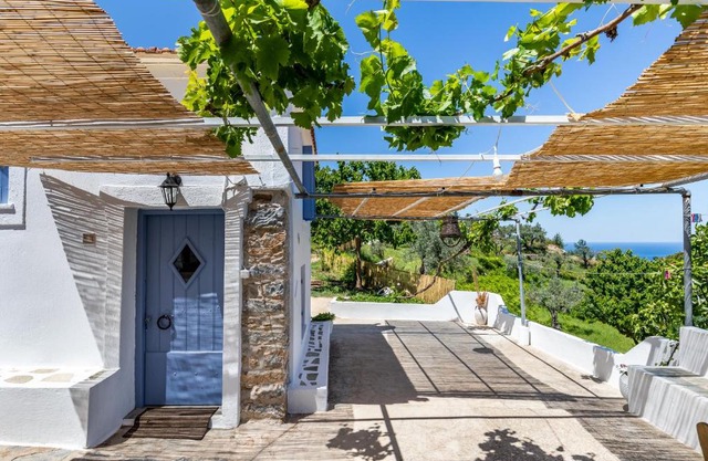 Pefkias Tiny Cottage