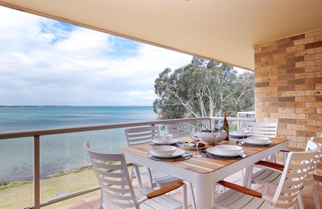 Pelican Sands 3 stunning waterfront unit with magical water views and air conditioning