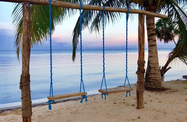 Pelicans Crossing Seaside Escape-Suite with kitchenette