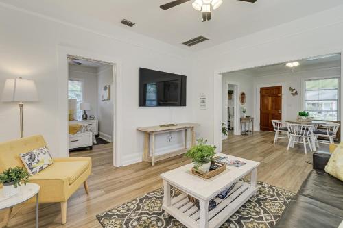 Pennsylvania Bungalow - Historic Home in Downtown Lakeland