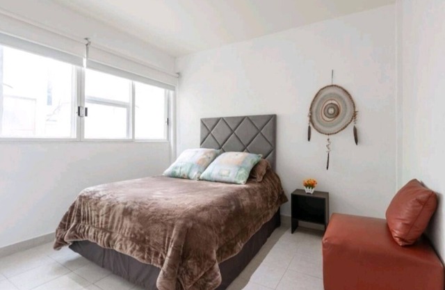 Pennsylvania WTC High End 1parking/3BR/2BA