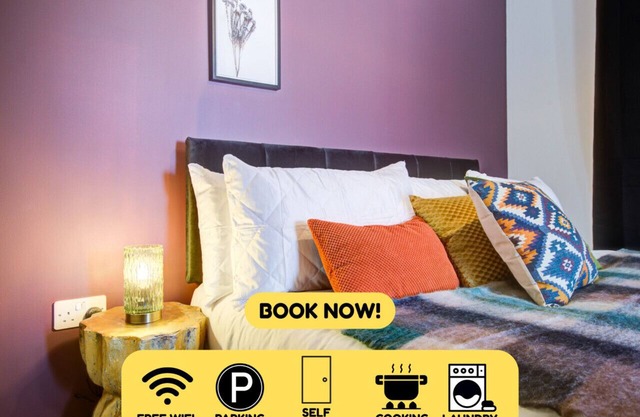 Penny Place Retreat – Central 2BED 2BATH by Station + Free Parking