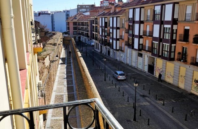 Pensión Sandoval by gaiarooms