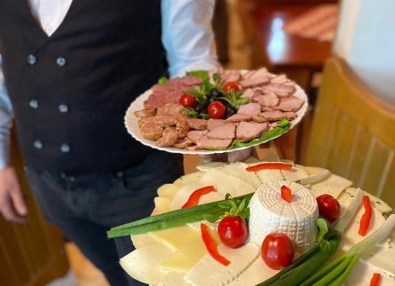 Pensiunea LUKA Slanic Moldova