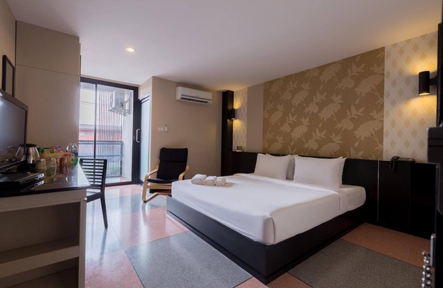 Pentahug Hotel