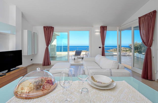 Penthouse Apartment 12A in Villa Marconi with Sea View & Panoramic Sun Terrace