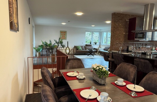 Penthouse Habicht, large penthouse with roof terrace in a quiet location, 2 carports