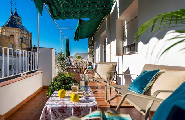 Penthouse near the Cathedral. Mano de Hierro.