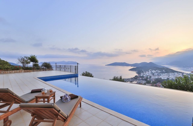 Penthouse The Grand, Duplex Apartment With Breathtaking Panoramic Sea Views