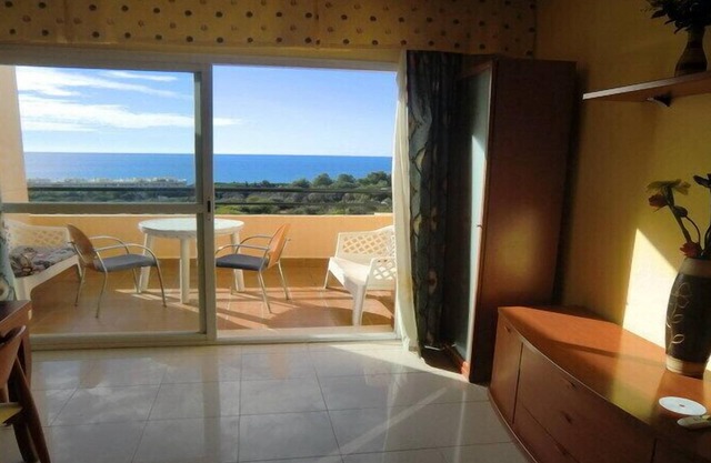 Penthouse with stunning sea views