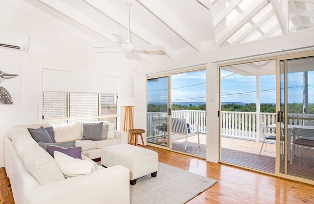 Peppertree Jervis Bay - Pet Friendly Beachfront with Sea Views