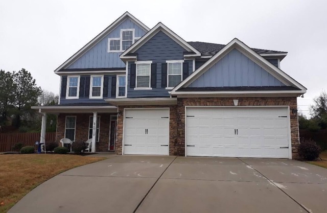 Perfect home for you Large Family Corporate host party or group of golf friends