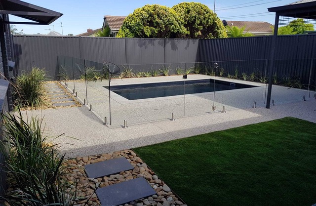 Perfect Large Multi Family Accommodation with Pool