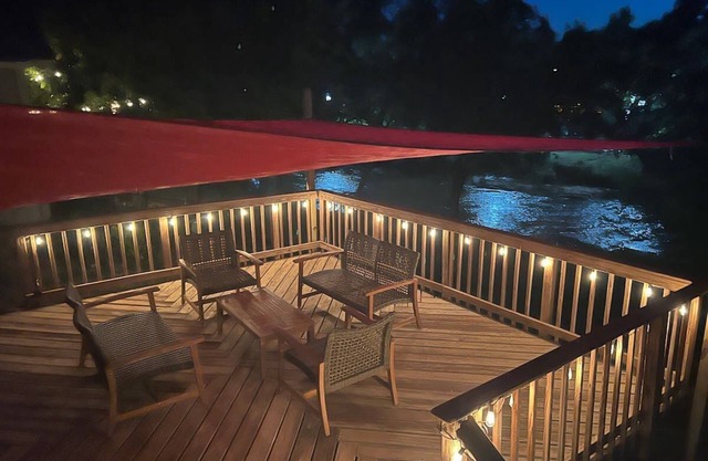 Perfect location in Downtown Belton!