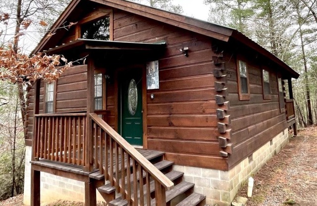 Perfect Loose Moose - Dog and Motorcycle Friendly Home