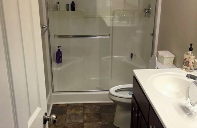 Perfect spot: 3 FULL bathrooms, 4 bedrooms