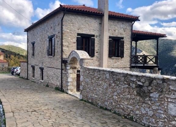 Periklis Guesthouse Anavriti.