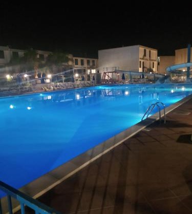 Perla Sikula Etna Pool