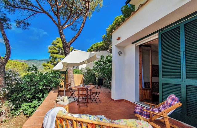 Pet-Friendly Apartment 'Trilocale La Pineta' with Garden & Wi-Fi