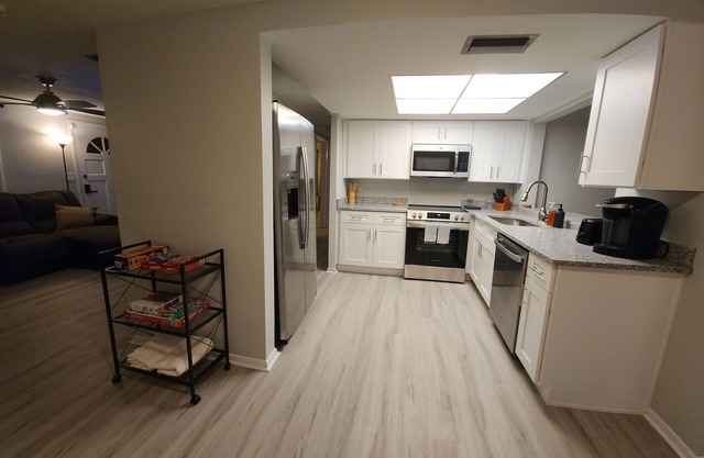 Pet Friendly Family Home With all Loved Appliances.