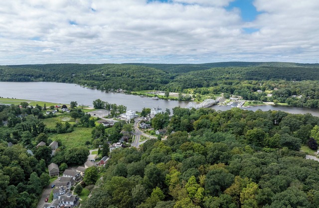 Pet-Friendly Getaway in Historic East Haddam Homenn