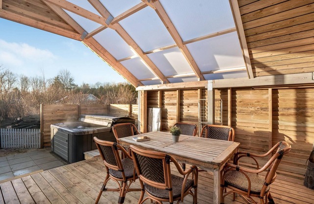 Pet friendly home in Oksbøl with WiFi