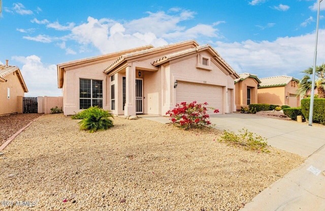 PET Friendly Home on the Golf Course/Surprise and Peoria Spring Training!