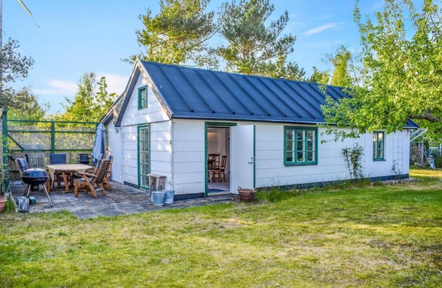 Pet Friendly Home In Beddingestrand