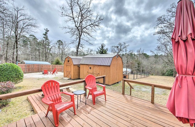 Pet-Friendly Jefferson Retreat < 1 Mi to Lake!